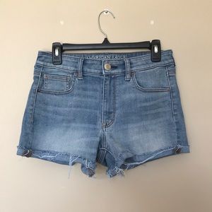 NWOT HIGH WAISTED AMERICAN EAGLE JEAN SHORTS
